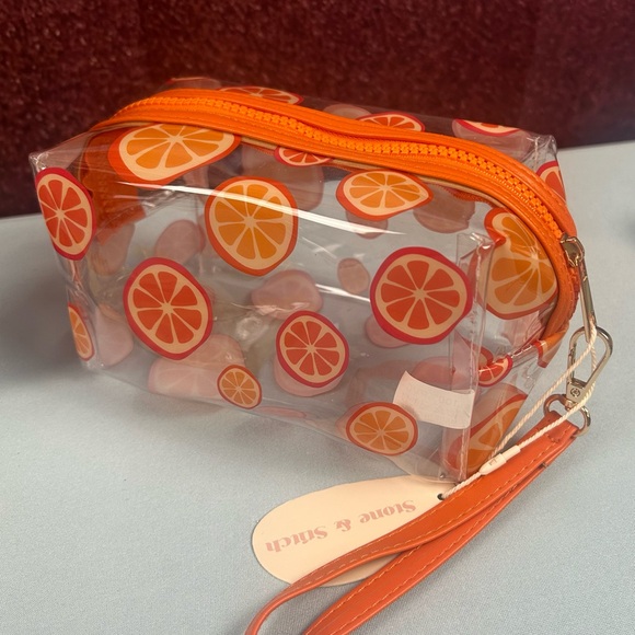 Summer Vibes Party Set with Green and Orange Accents - Picture 3 of 7